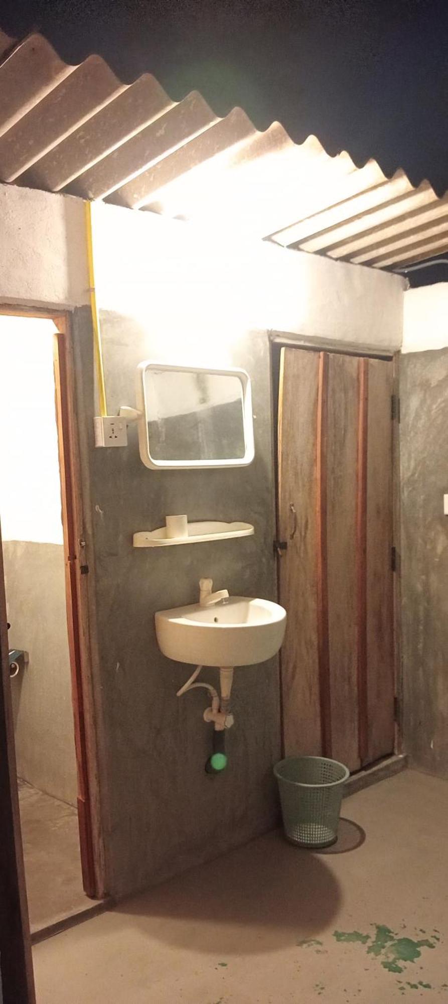 Benzai Surf Apartment Arugam Bay Room photo